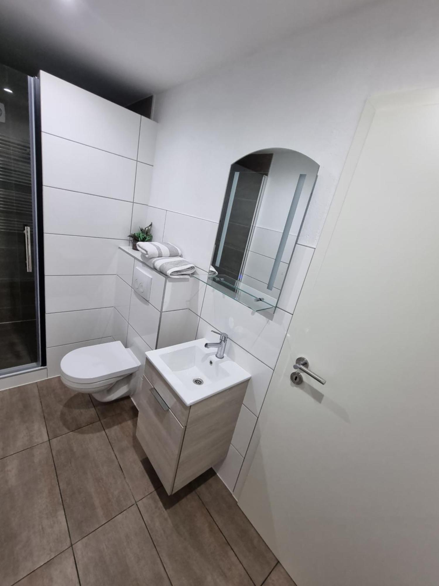 Workershome - Business Apartments - Monteurwohnungen Wertheim Room photo